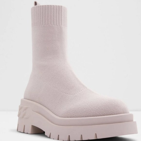 NWOB Aldo Bigact Chelsea Boot - Picture 1 of 4